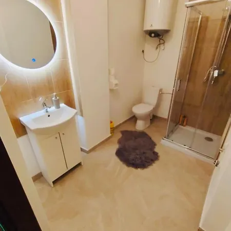 Nad Stawem Dom Pietkowo