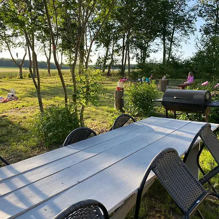Nad Stawem Dom Holiday home *